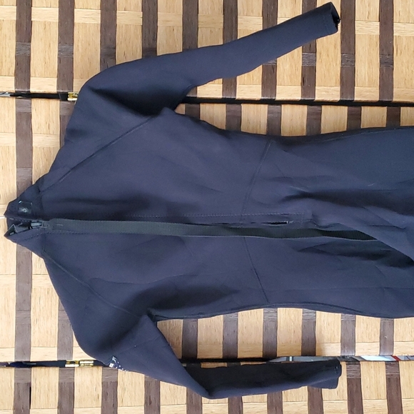 Seaquest 2mm insulated wetsuit - Picture 8 of 10